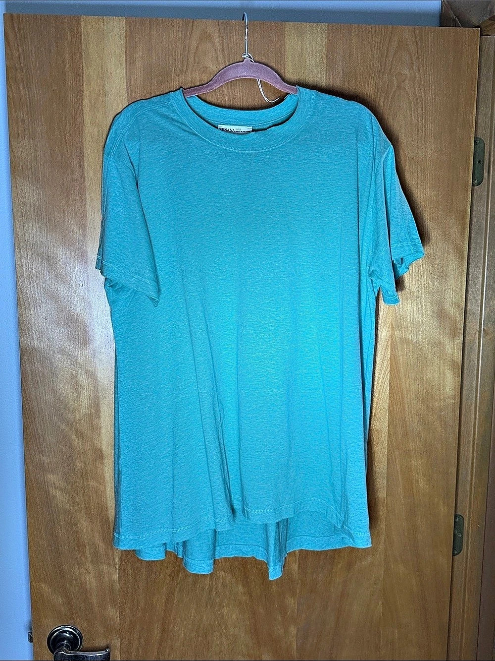 ZENANA Short Sleeve Tee in Blue Size L/XL Like New